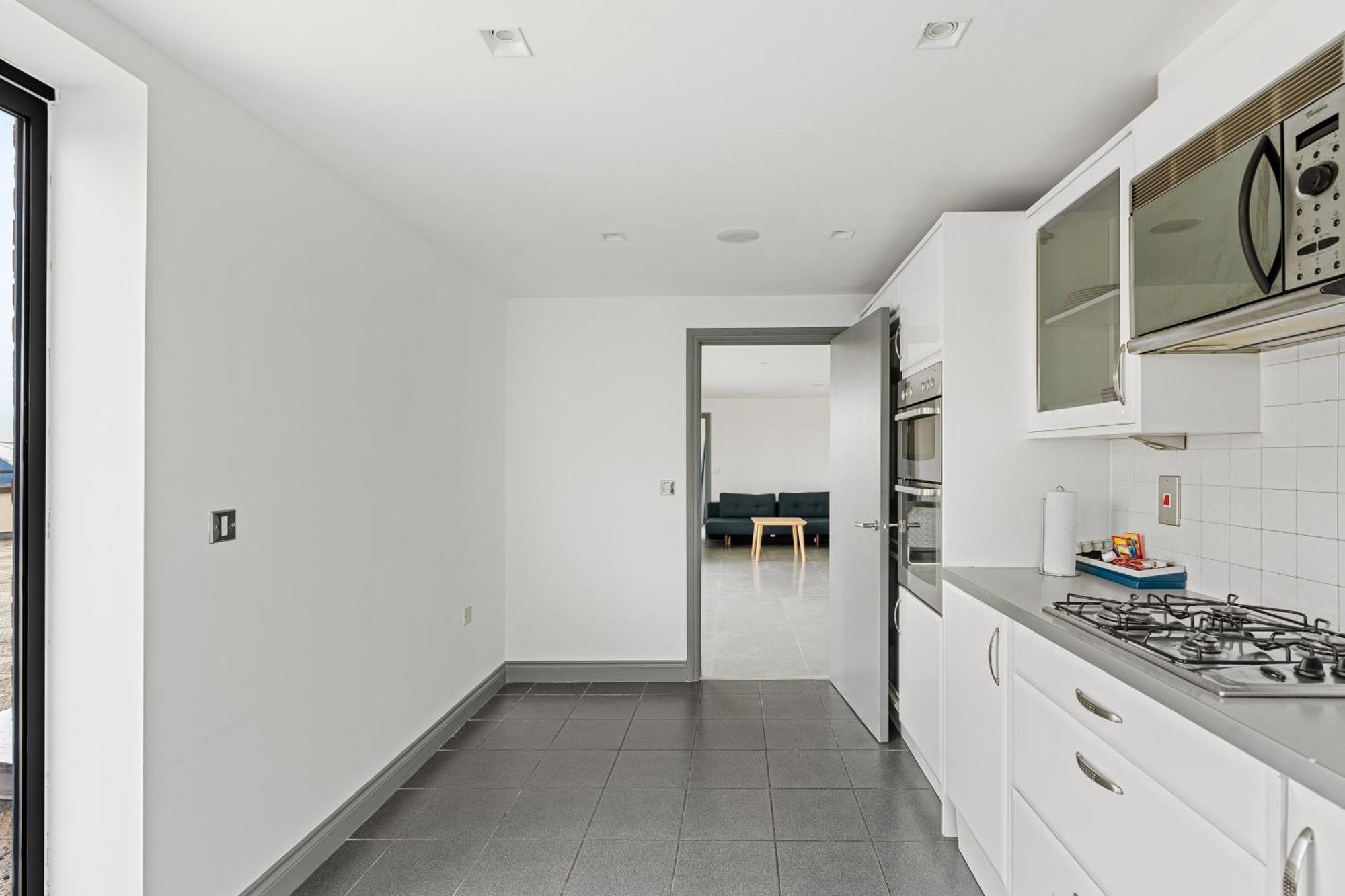 Long Letting - Luxurious 3 Bedroom Penthouse In City Centre - Parking Included! Chelmsford Exterior photo